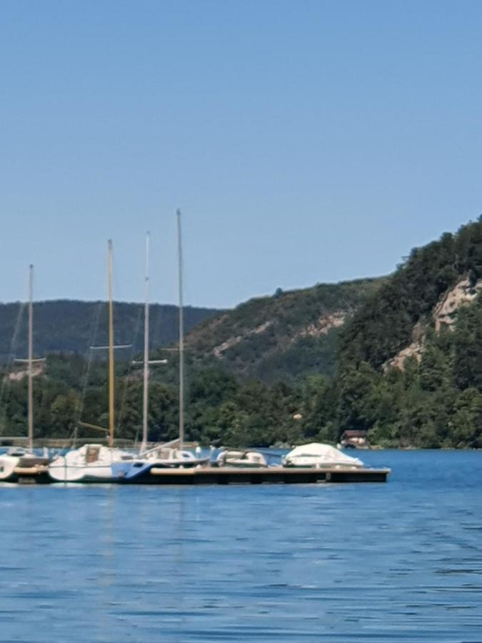 Home Nantua Studio Meubles Ain-Jura מראה חיצוני תמונה