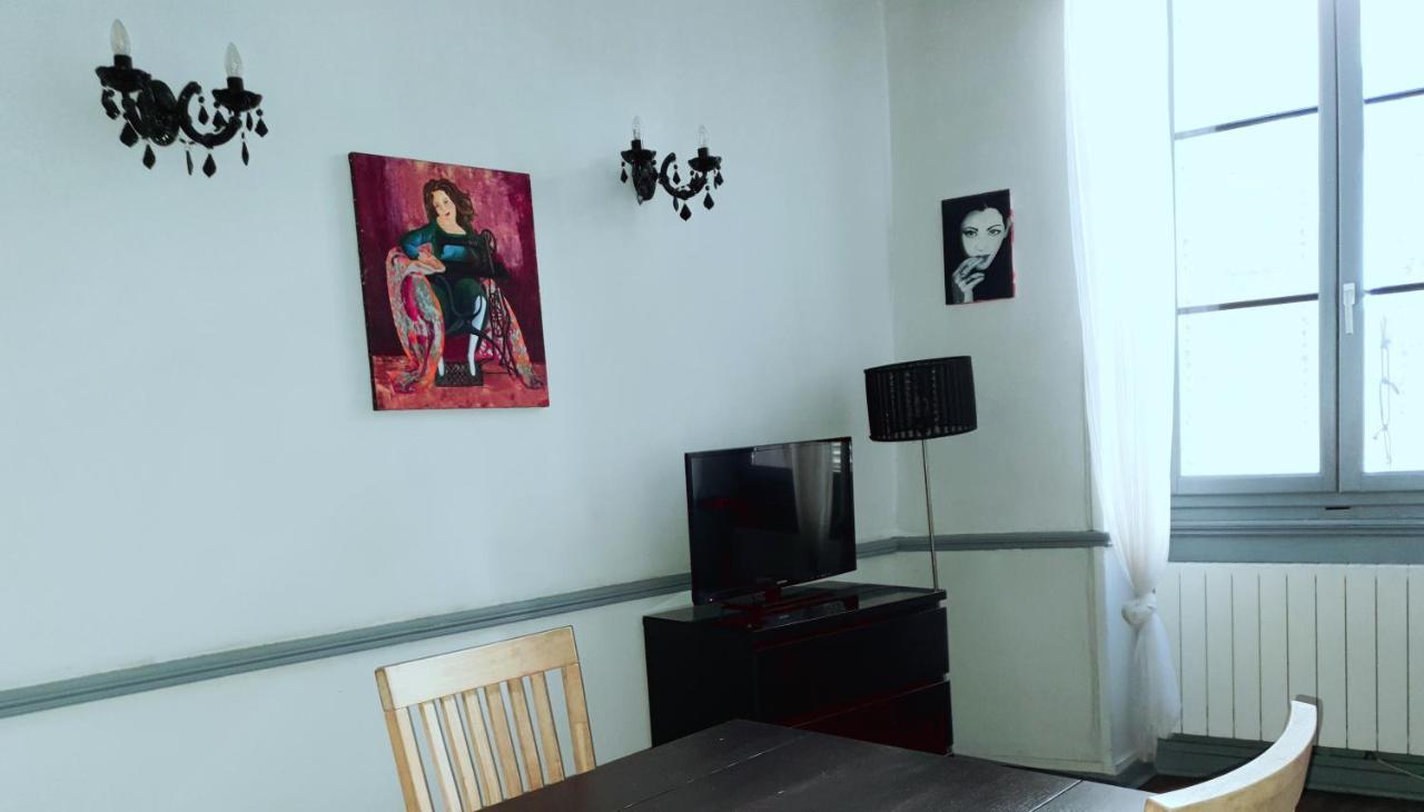 Home Nantua Studio Meubles Ain-Jura מראה חיצוני תמונה