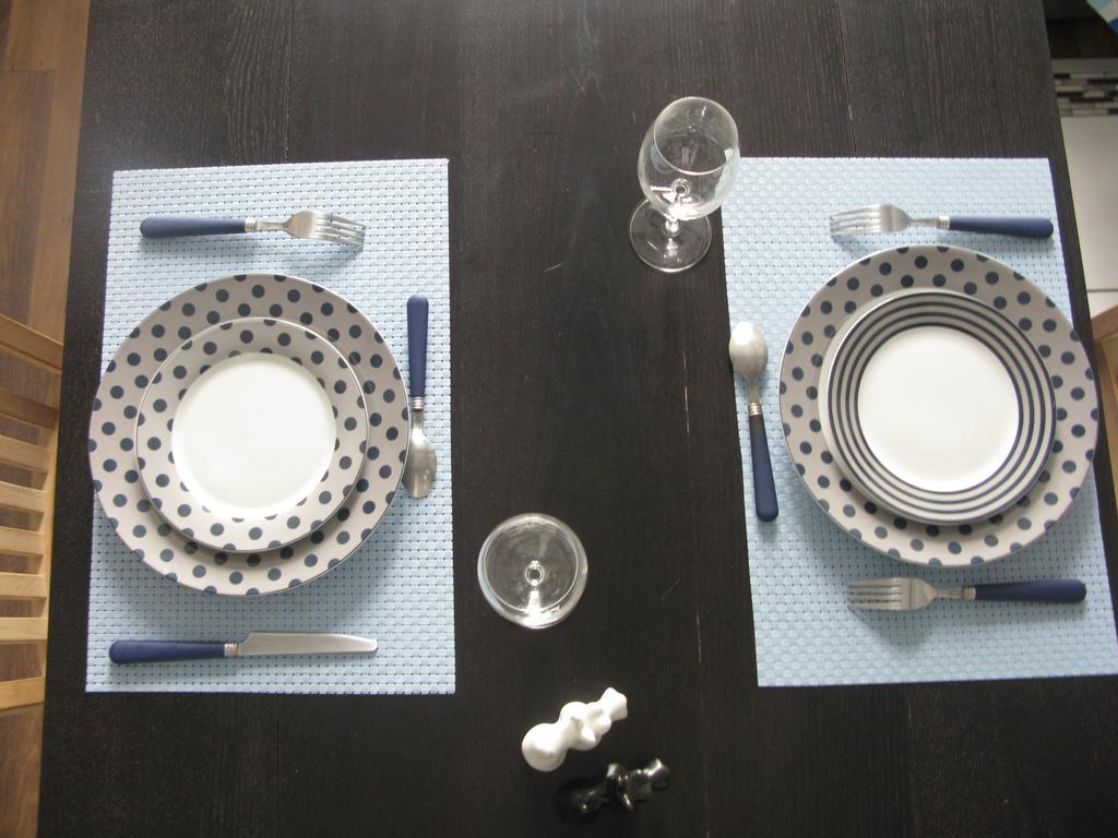 Home Nantua Studio Meubles Ain-Jura מראה חיצוני תמונה